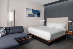 - Courtyard by Marriott Hotel Downtown Calgary