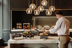  - Marriott Hotel Warehouse Arts District New Orleans