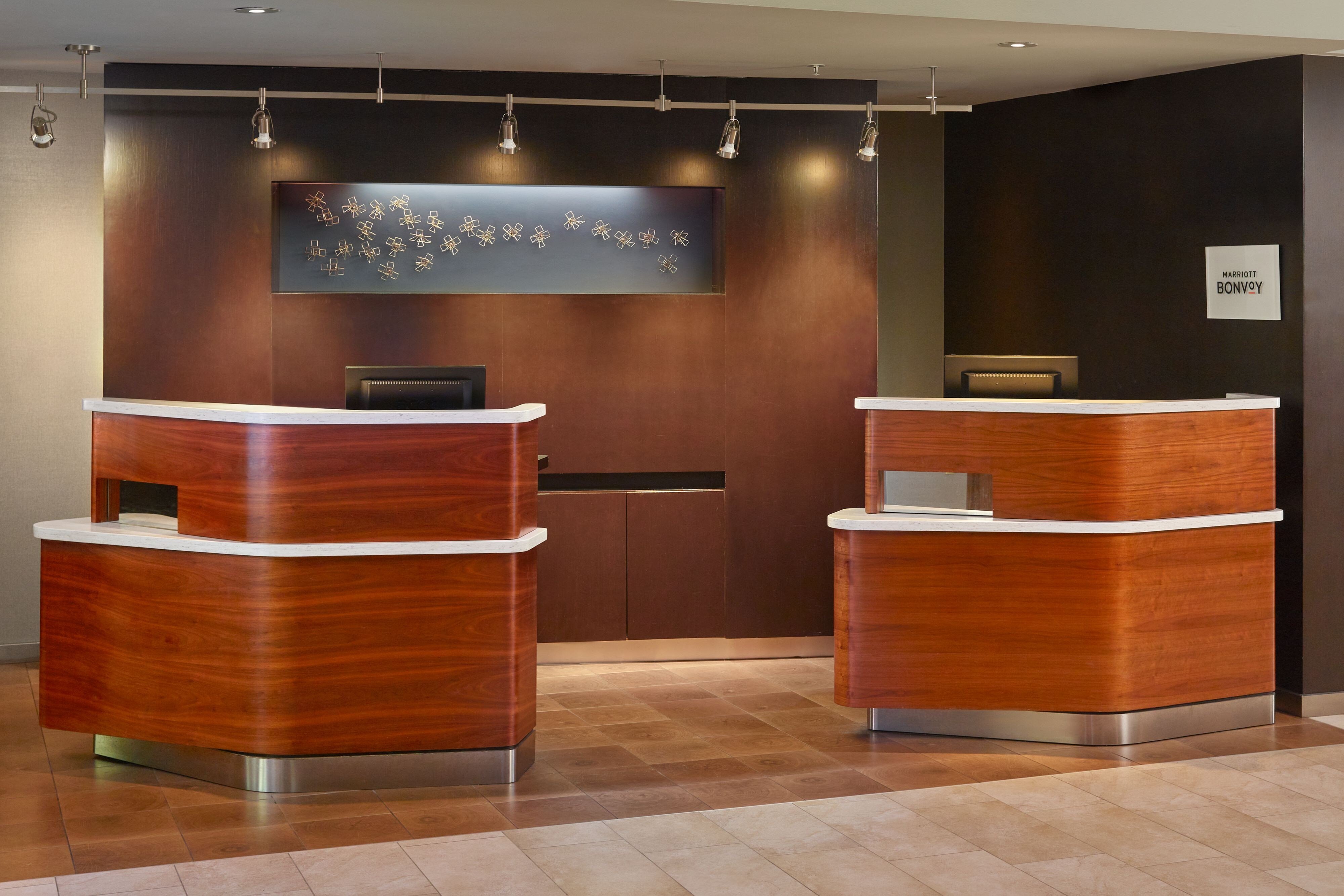 Front Desk - Welcome Pods