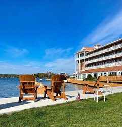  - Riveredge Resort Hotel Alexandria Bay