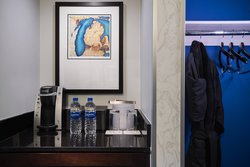  - Baronette Renaissance Hotel Novi - I-96, Exit 162