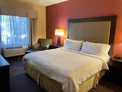  - Holiday Inn Express North Vancouver - I-205, Exit 36