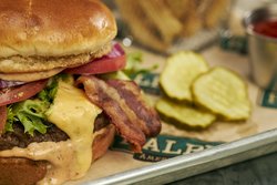  - Holiday Inn Wilmington