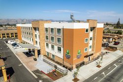  - Holiday Inn Express & Suites Silicon Valley San Jose