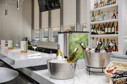  - Courtyard by Marriott Hotel Long Island City