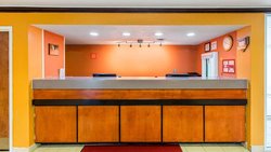  - Studios & Suites 4 Less Airport Charlotte - I-85, Exit 33