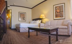  - Hotel Le Montagnais Chicoutimi