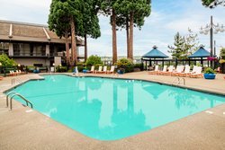  - Holiday Inn Columbia Riverfront Portland - I-5, Exit 308