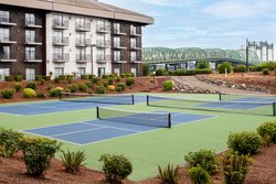  - Holiday Inn Columbia Riverfront Portland - I-5, Exit 308