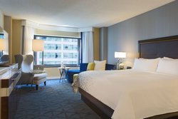 - Renaissance by Marriott Downtown Chicago