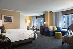  - Renaissance by Marriott Downtown Chicago