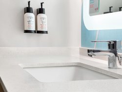  - Avid Hotels Wenatchee