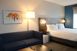 - Holiday Inn Express & Suites Marquette