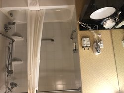  - Holiday Inn Express Dimondale - I-96, Exit 98