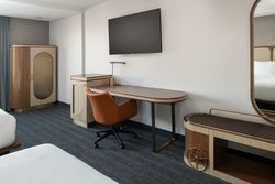  - Courtyard by Marriott Santa Cruz