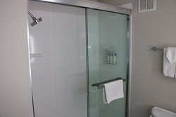  - Holiday Inn Express & Suites Marquette