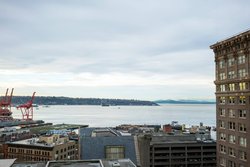  - Courtyard by Marriott Hotel Pioneer Square Seattle