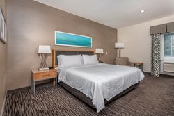  - Holiday Inn Express Grasonville