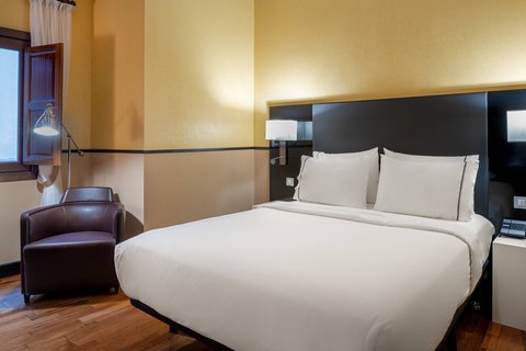 HOTEL PALACIO DE SANTA PAULA - Photo 30