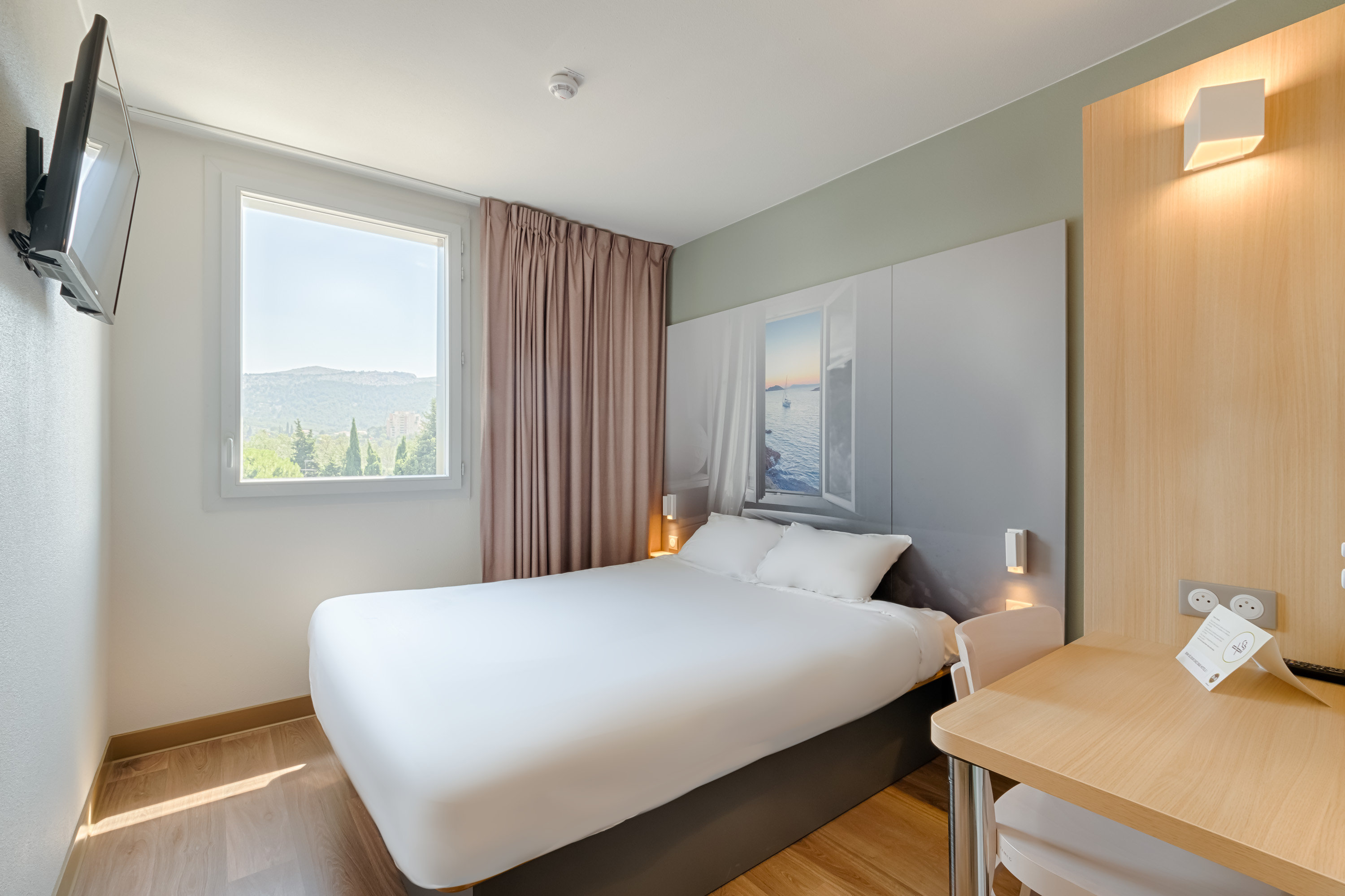 B&B HOTEL MARSEILLE LA VALENTINE ST-guestroom-GUEST ROOM.jpg
