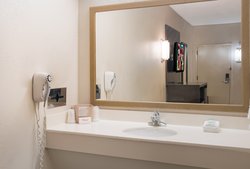  - Red Roof Inn Tupelo