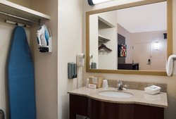  - Red Roof Inn Tupelo