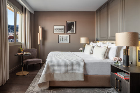 ANANTARA PLAZA NICE HOTEL - Photo 2