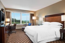  - Sheraton Hotel Petaluma - US 101, Exit 472
