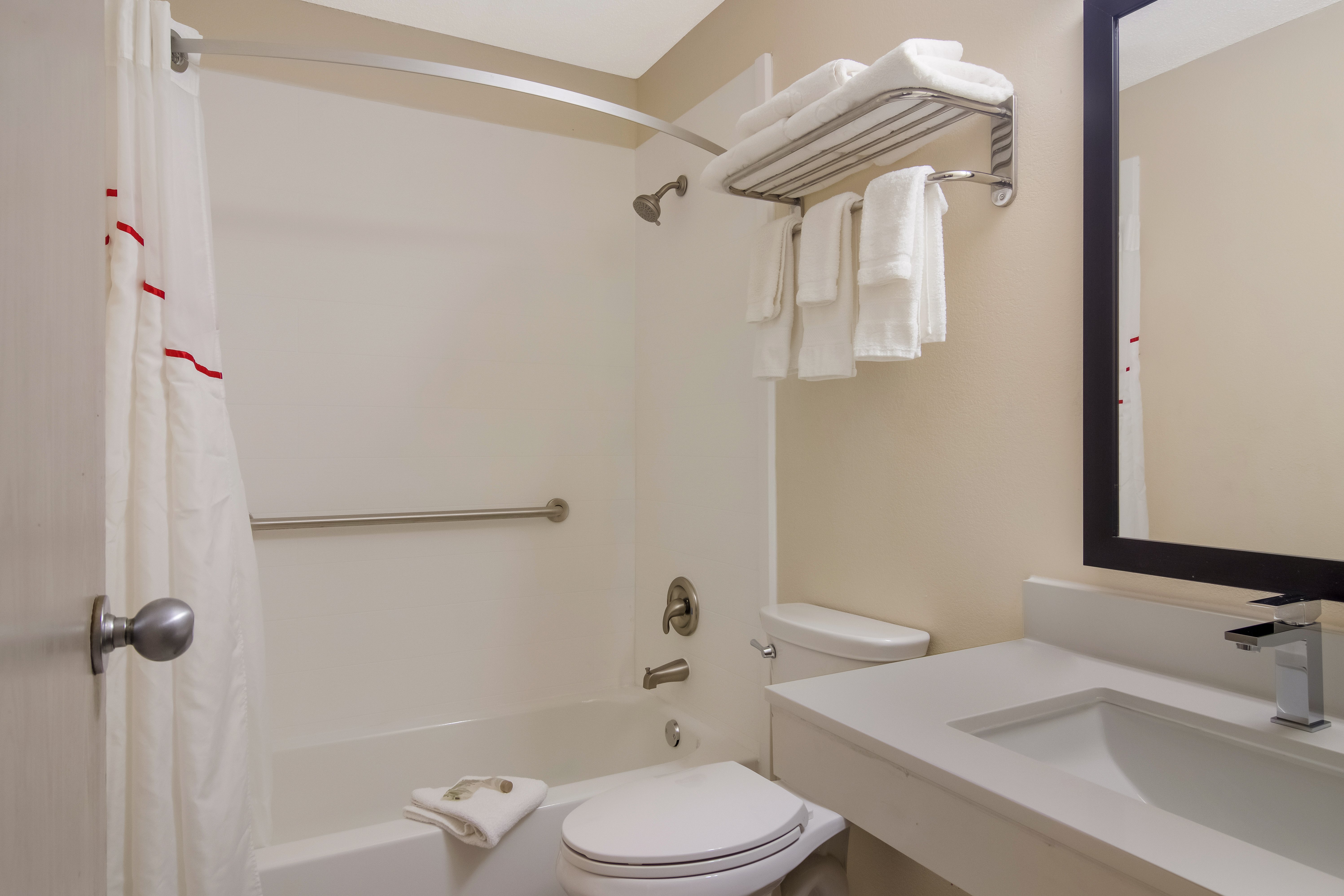 RED ROOF GREENSBURG-guestroom-Bath.jpg