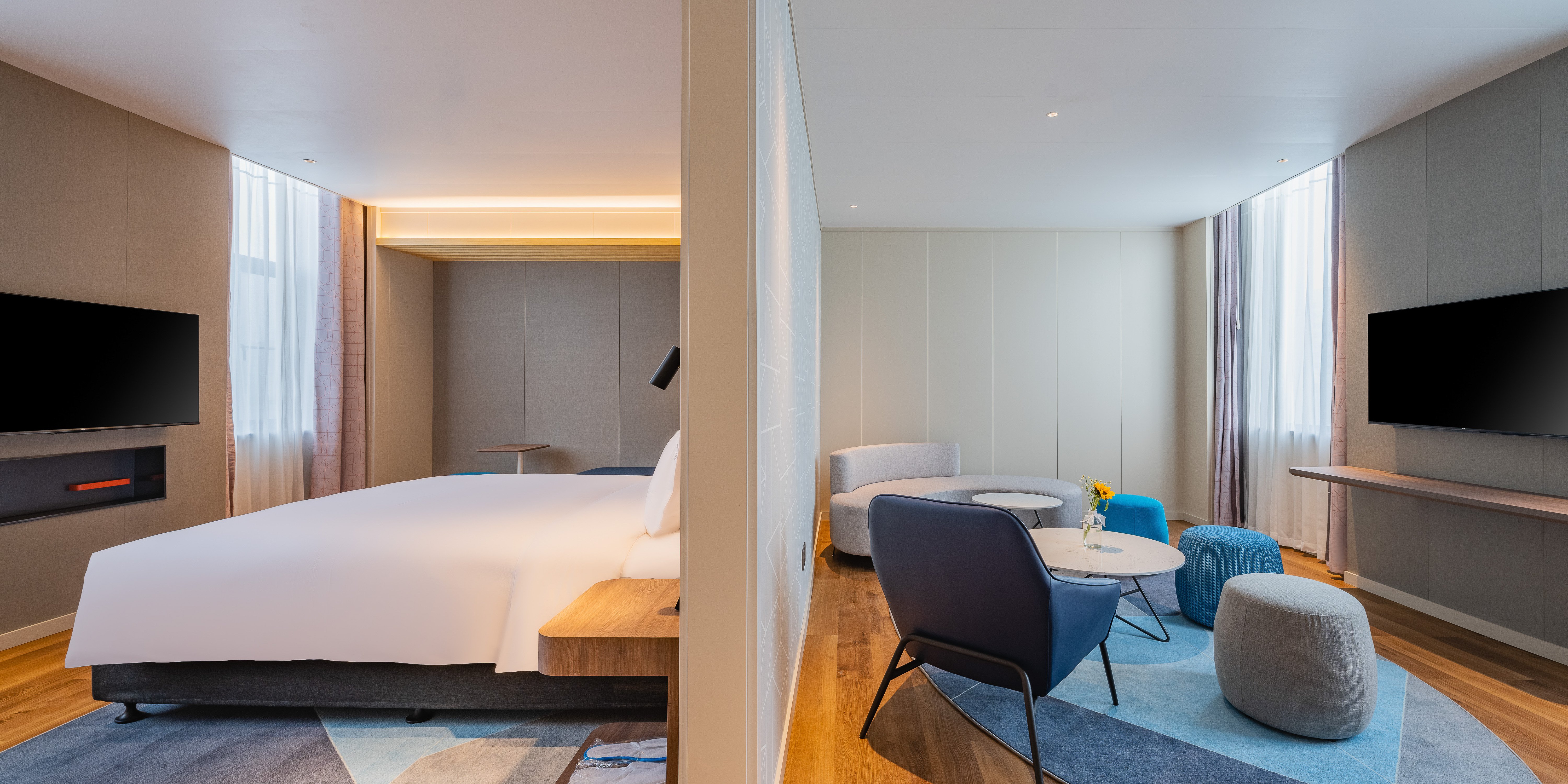 HOLIDAY INN EXP HIGH TECH ZONE-guestroom-Suite.jpg