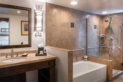  - La Posada de Santa Fe Resort & Spa