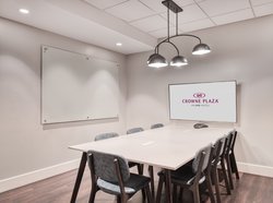  - Crowne Plaza Hotel Union Station Indianapolis