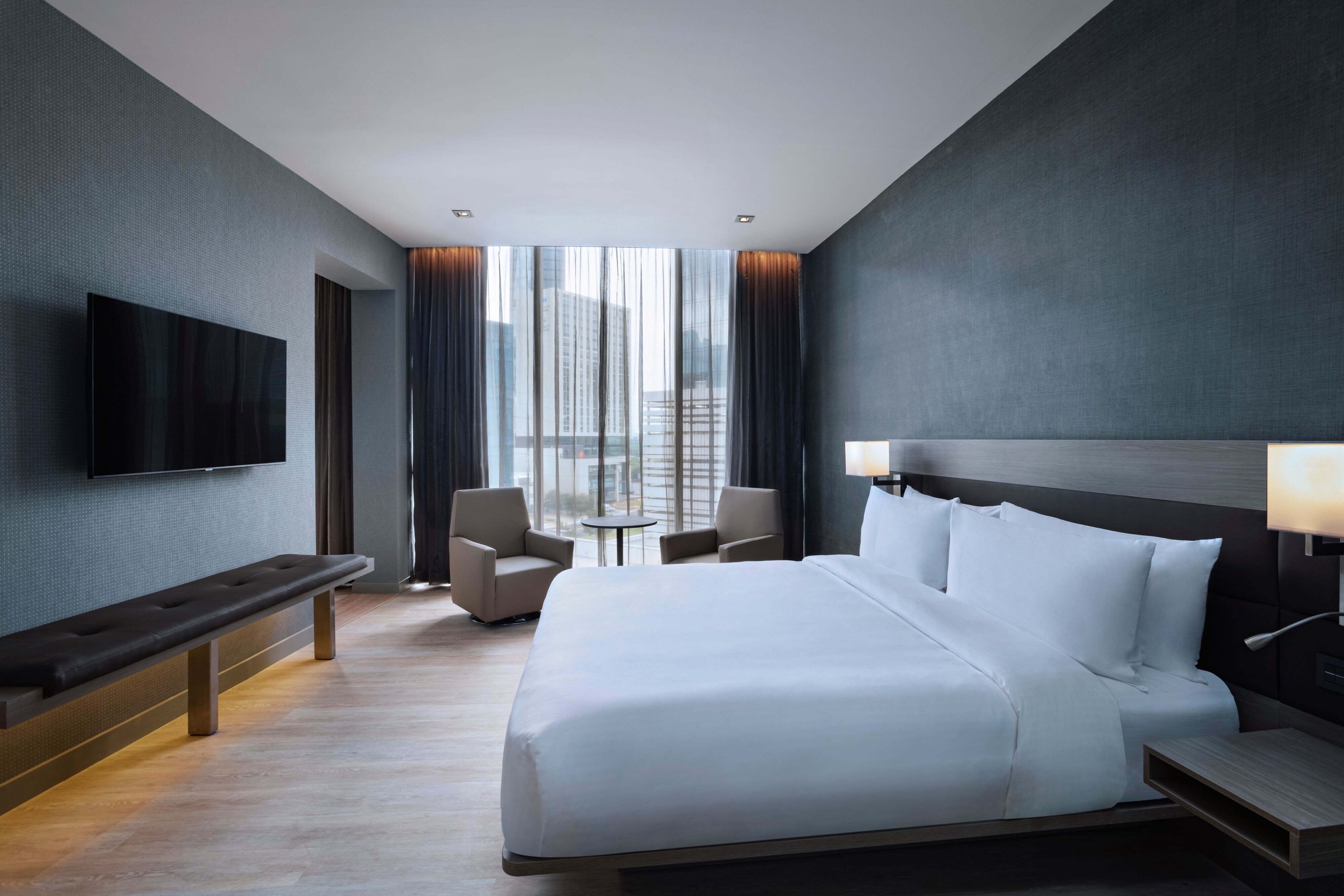 AC Hotels by Marriott Monterrey Nuevo Leon-guestroom-AC Jr. Suite.jpg