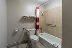  - Red Roof Inn & Suites Jackson - I-40, Exit 82