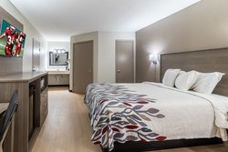  - Red Roof Inn & Suites Jackson - I-40, Exit 82