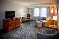  - Courtyard by Marriott Hotel Downtown Norfolk - I-264, Exit 9