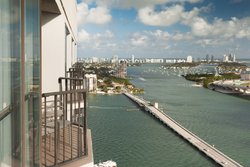  - Marriott Biscayne Bay Hotel & Marina Miami