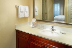  - Residence Inn by Marriott Airport Nashville - I-40, Exit 215