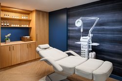  - JW Marriott Hotel Grand Rapids - I-196, Exit 77C