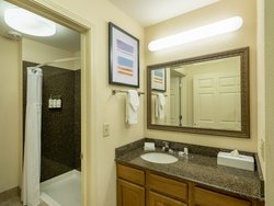 - Staybridge Suites Franklin - I-41 & I-94, Exit 322