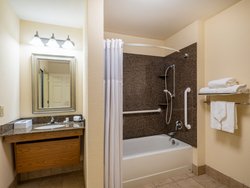  - Staybridge Suites Franklin - I-41 & I-94, Exit 322