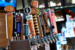  - Renaissance by Marriott Nashville Hotel - I-40 & I-65, Exit 209