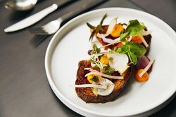  - Kinley Cincinnati Hotel Downtown - I-75, Exit 1C