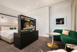  - Laura Hotel Downtown Houston