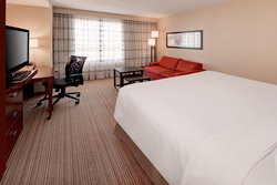  - Courtyard by Marriott Hotel Airport Calgary