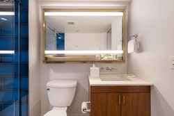  - Le Meridien Essex Hotel Chicago