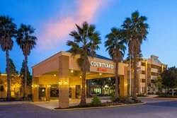  - Courtyard by Marriott Hotel Fairfield