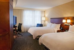  - Courtyard by Marriott Hotel Downtown Bellevue - I-405, Exit 13B