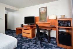  - Fairfield Inn & Suites by Marriott North Charlottesville