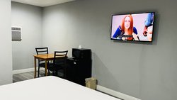  - Lanai Motel Alhambra